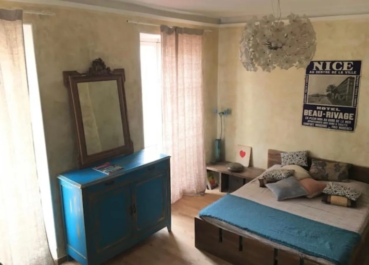 Great And Light Private Room In The Heart Of Nicea Nocleg ze śniadaniem